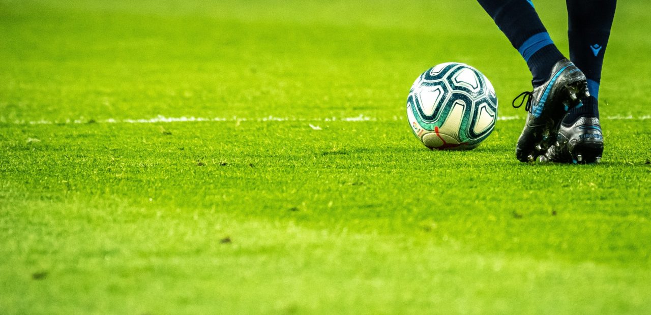 Partido fue suspendido en el fútbol español debido a siete casos positivos por Covid-19