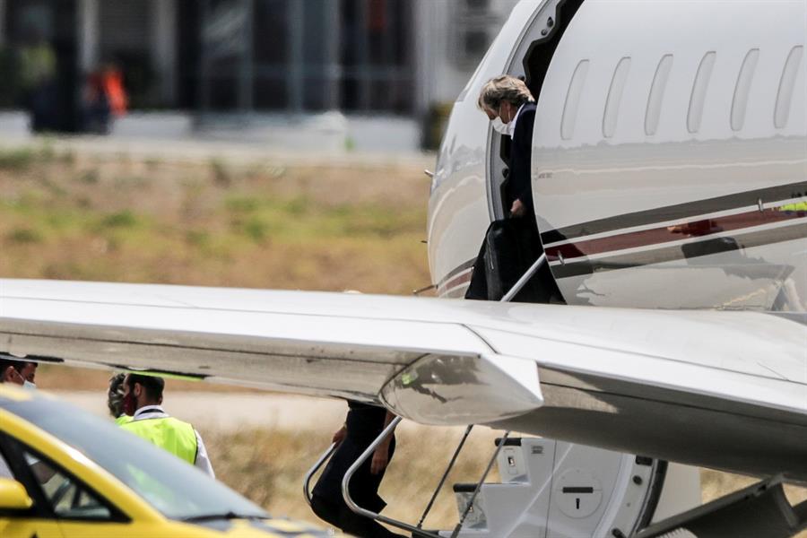 Jorge Jesús llegó a Portugal para asumir en Benfica