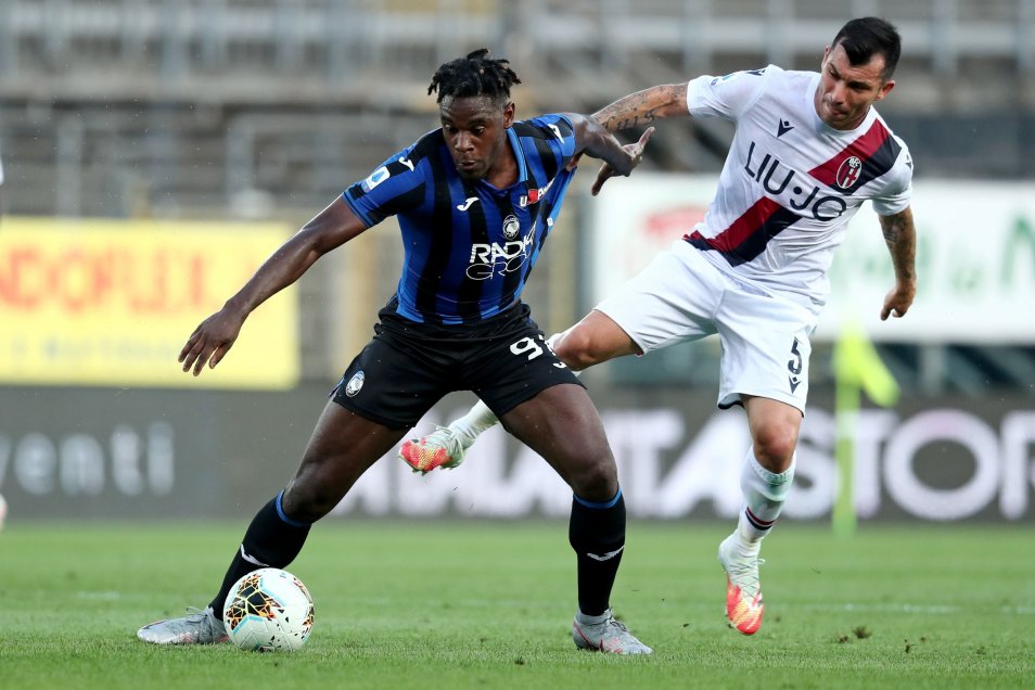Gary Medel batalló y mostró garra en derrota de Bologna contra Atalanta en Italia