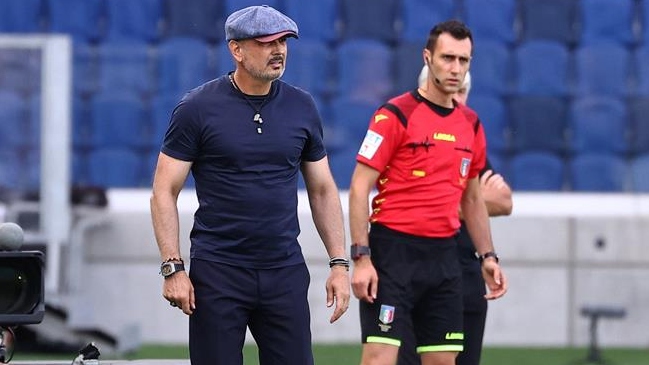 La acalorada pelea entre Sinisa Mihajlovic y Gian Piero Gasperini en duelo de Bologna y Atalanta