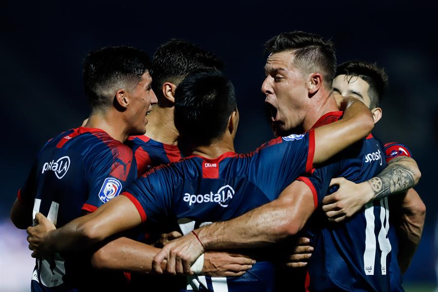 Cerro Porteño derrotó al líder Libertad en el retorno del fútbol paraguayo