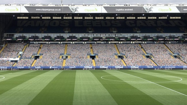 “Vamos Leeds, carajo”: El mensaje que decora el estadio del equipo de Bielsa