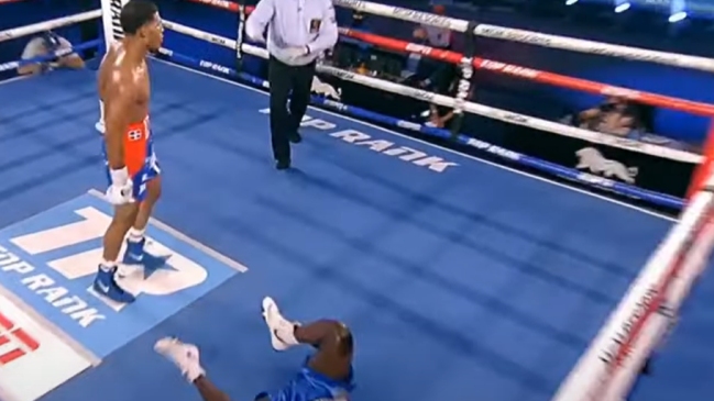 Duró un round y poco más: Elvis Rodríguez noqueó a Dennis Okoth con impresionante puñetazo