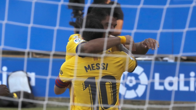 Lionel Messi y Luis Suárez disfrutan vacaciones junto a sus familias en la paradisíaca Ibiza