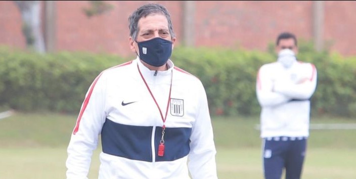 Mario Salas debutó con una derrota en amistoso de Alianza Lima
