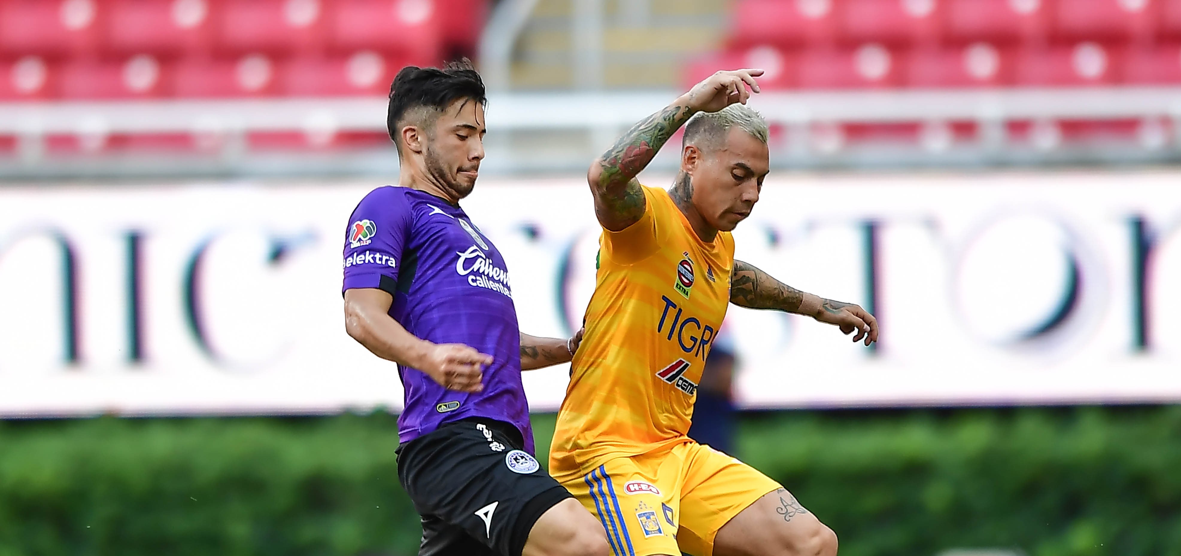 La Liga MX regresa en medio de los cuestionamientos por contagios de Covid-19