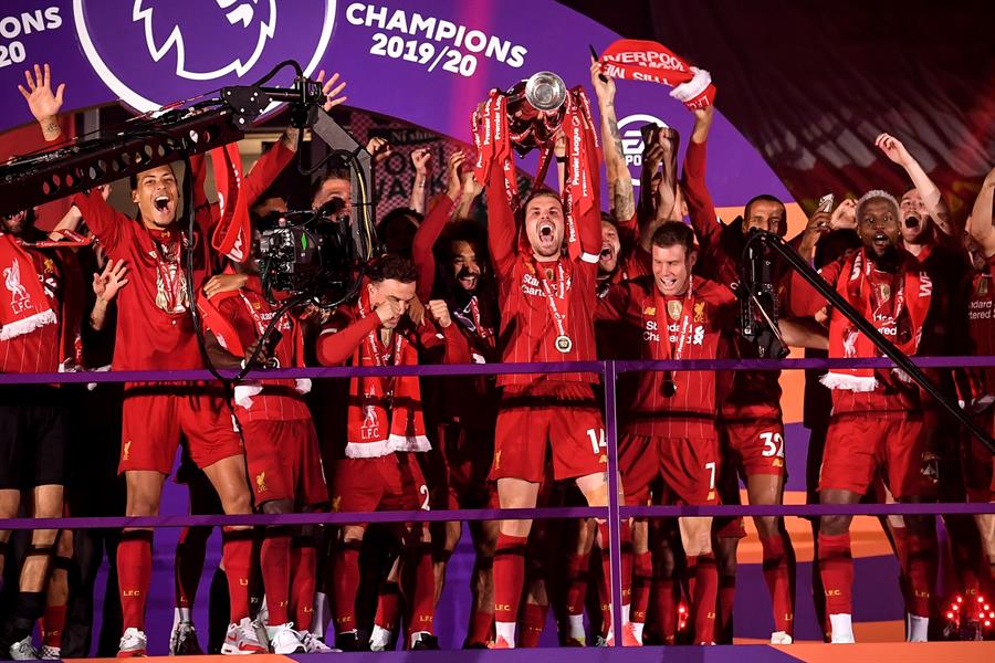 Sorpresa en Inglaterra: Henderson fue elegido jugador del año por la Asociación de Periodistas