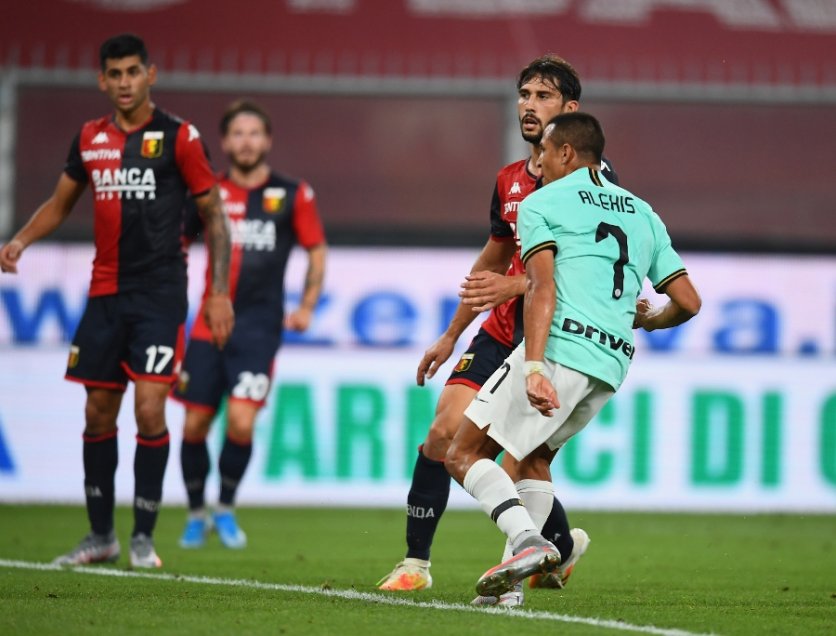 La secuencia del gol de Alexis Sánchez en el importante triunfo de Inter sobre Genoa