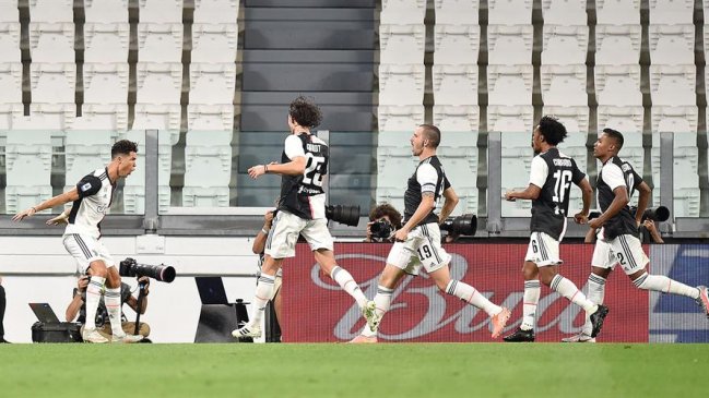 Juventus va por un triunfo ante Sampdoria que le permita alzar su noveno Scudetto consecutivo