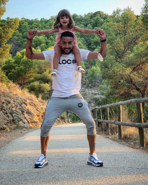 Mauricio Isla espera en familia la definición de su futuro club