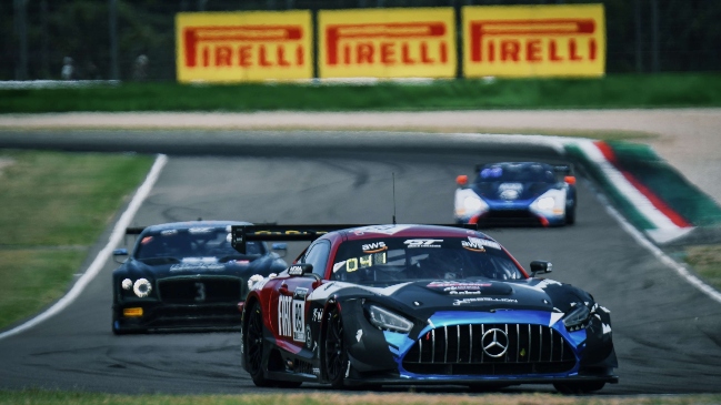 Benjamín Hites terminó décimo en la categoría Silver en su debut el GT World Challenge