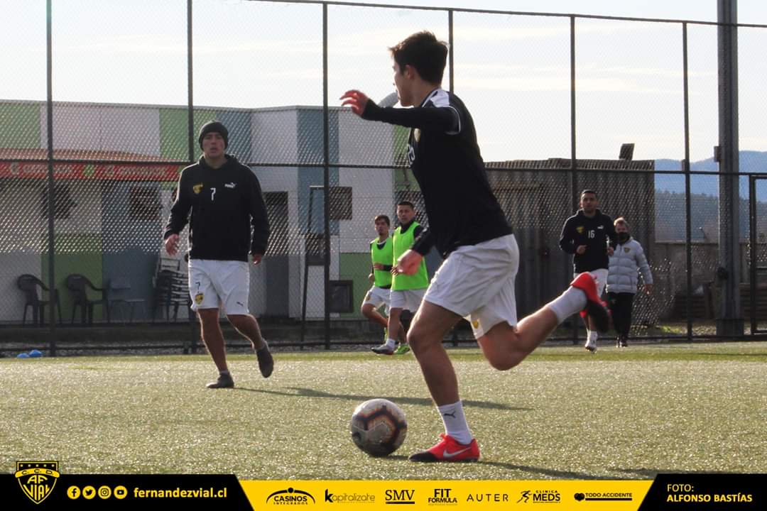 Fernández Vial se “mudó” a La Serena y Deportes Concepción arrancó con sus entrenamientos