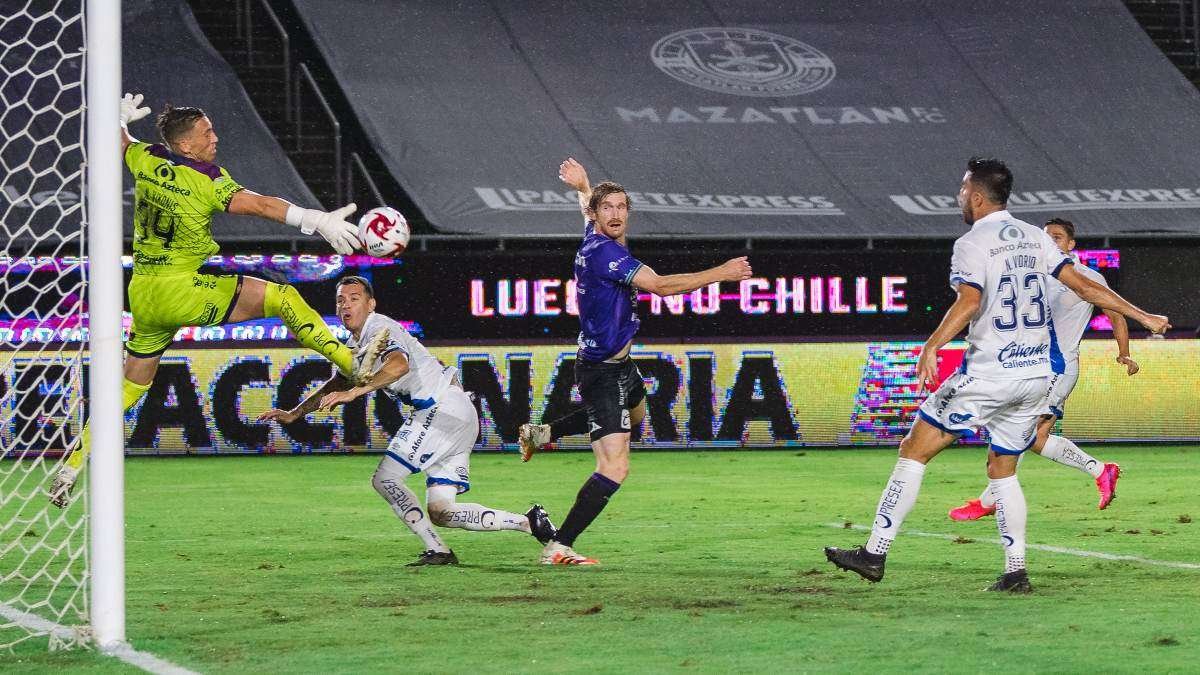 Chilenos tuvieron un agrio estreno con la camiseta de Mazatlán FC