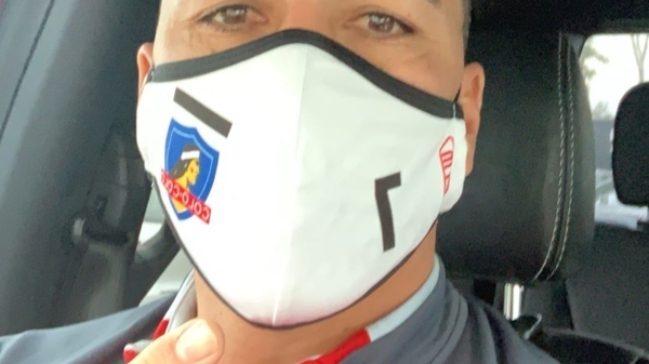 Creador de mascarillas personalizadas: A los jugadores de Colo Colo les encantaron