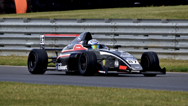 Nicolás Pino debutará en la Fórmula 4 británica: Quiero llevar a Chile a lo más alto