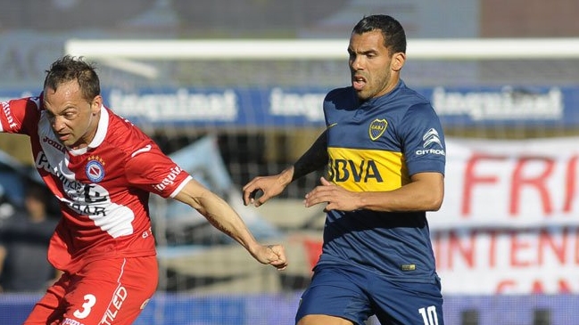 Carlos Tevez: No es momento de volver a jugar, hay gente que se está muriendo