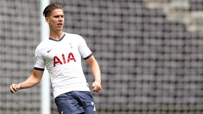 Leeds United prepara oferta por el lateral argentino Juan Foyth