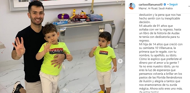 “Mercenario” y “traidor”: La molestia de hinchas de Audax Italiano por fichaje de Carlos Villanueva en Palestino