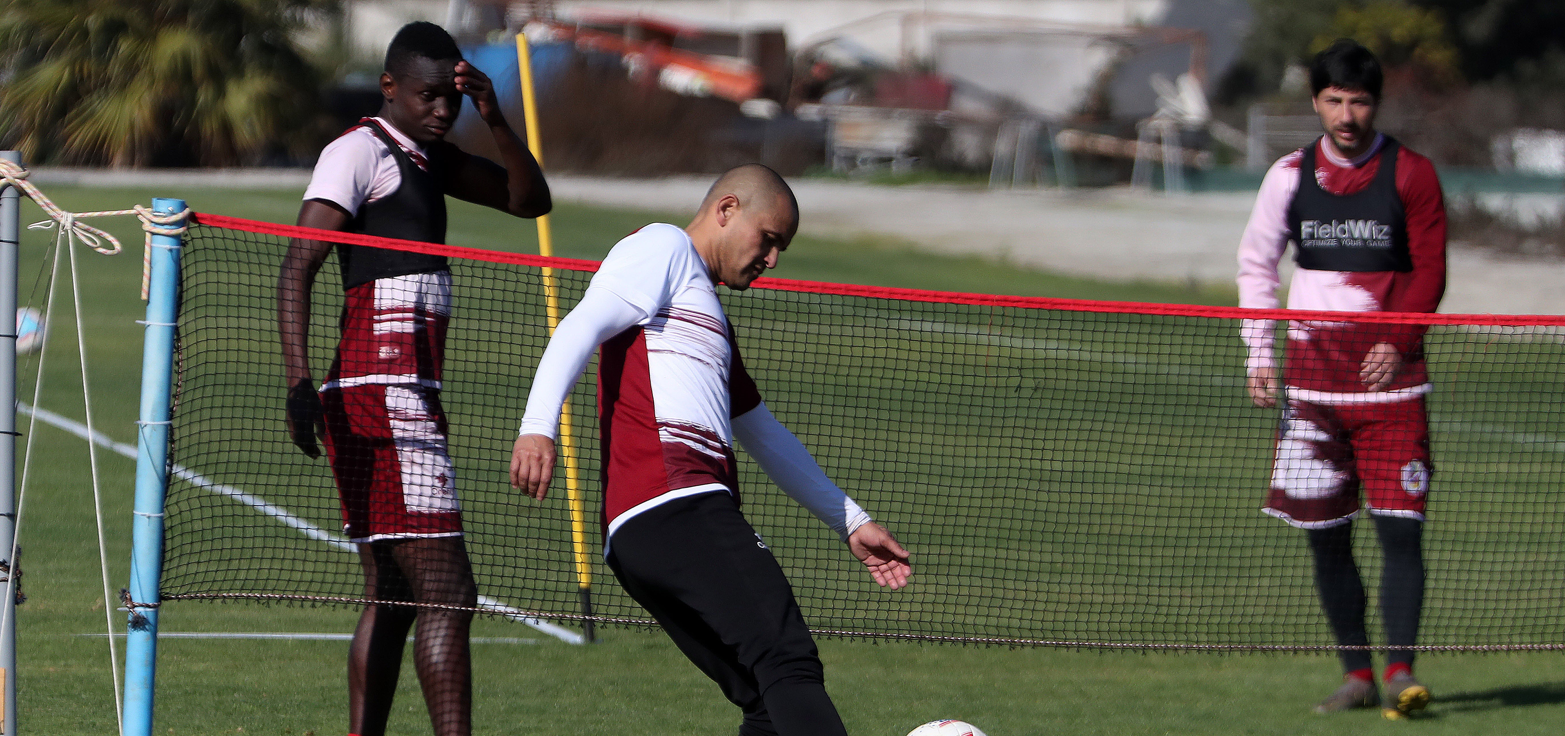 Francisco Bozán elogió a Humberto Suazo: Está muy motivado, tiene las ganas de un juvenil