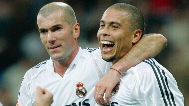 Zé Roberto “echó al agua” a Ronaldo: Tomaba, pero al día siguiente entrenaba como un animal