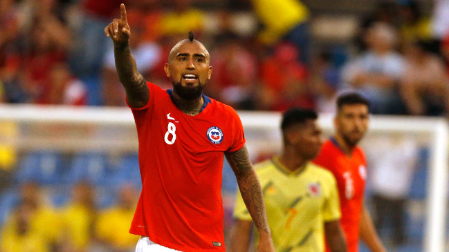 Roberto Rojas sobre Arturo Vidal: Debe cuidar su imagen, pierde mucho tiempo en estupideces