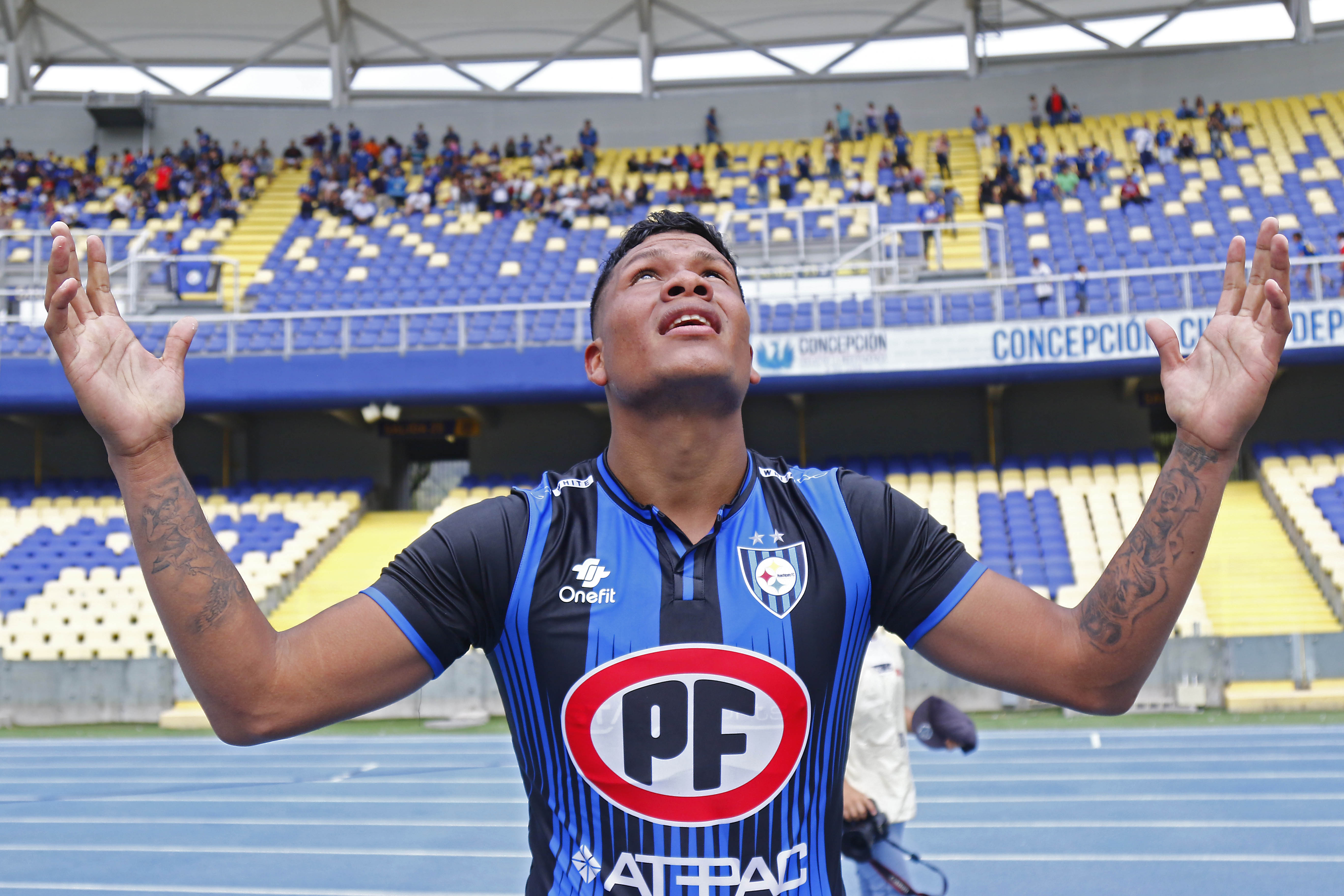 Anthony Blondell deja Huachipato para partir al fútbol portugués
