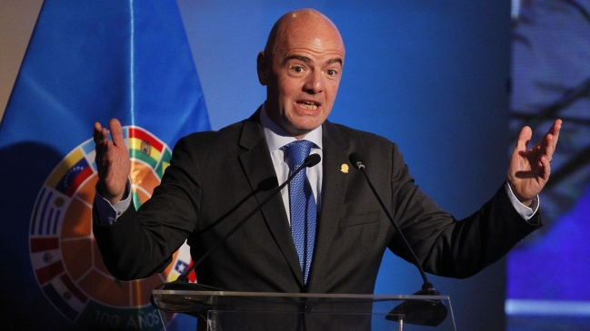 Infantino: La comunidad del fútbol solidariza con la gente del Líbano