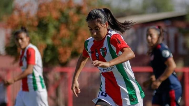 Fabiola Ayala, jugadora de Palestino: Quería ayudar a mi familia, pero todo quedó en nada