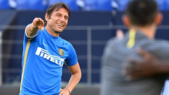 Antonio Conte: La operación por Alexis fue excelente, mis aplausos para el club