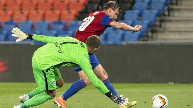 Basilea derrotó con un golazo de Fabian Frei a Eintracht Frankfurt y avanzó en la Europa League