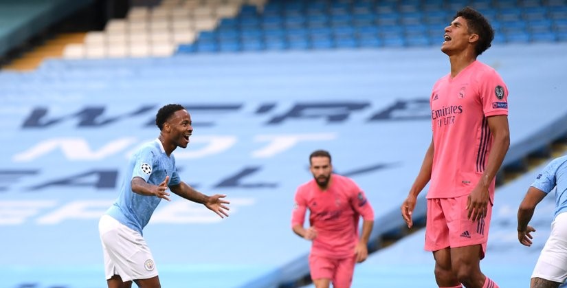 El grosero error de Varane que permitió a Manchester City golpear de entrada a Real Madrid