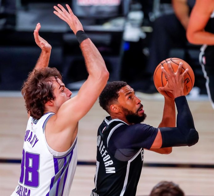 Brooklyn Nets derrotó a Sacramento Kings y aseguró su lugar en los playoffs de la NBA