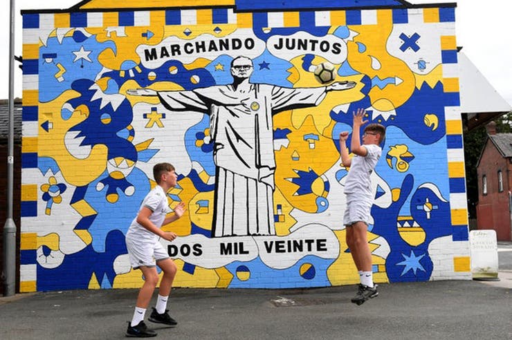 “Bielsa redentor”: El increíble mural dedicado al técnico de Leeds United en Inglaterra
