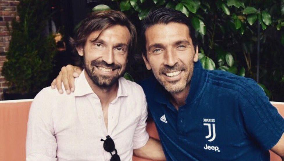 “¿Ahora tengo que llamarte Míster?”: La bienvenida de Buffon a Pirlo como DT de Juventus