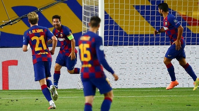 Lionel Messi aumentó la ventaja para Barcelona ante Napoli con una gran jugada personal