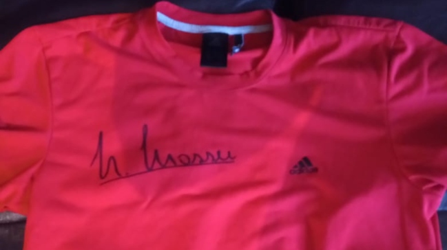 La primera subasta de Fundación Futuros para el Tenis tendrá una polera de Nicolás Massú