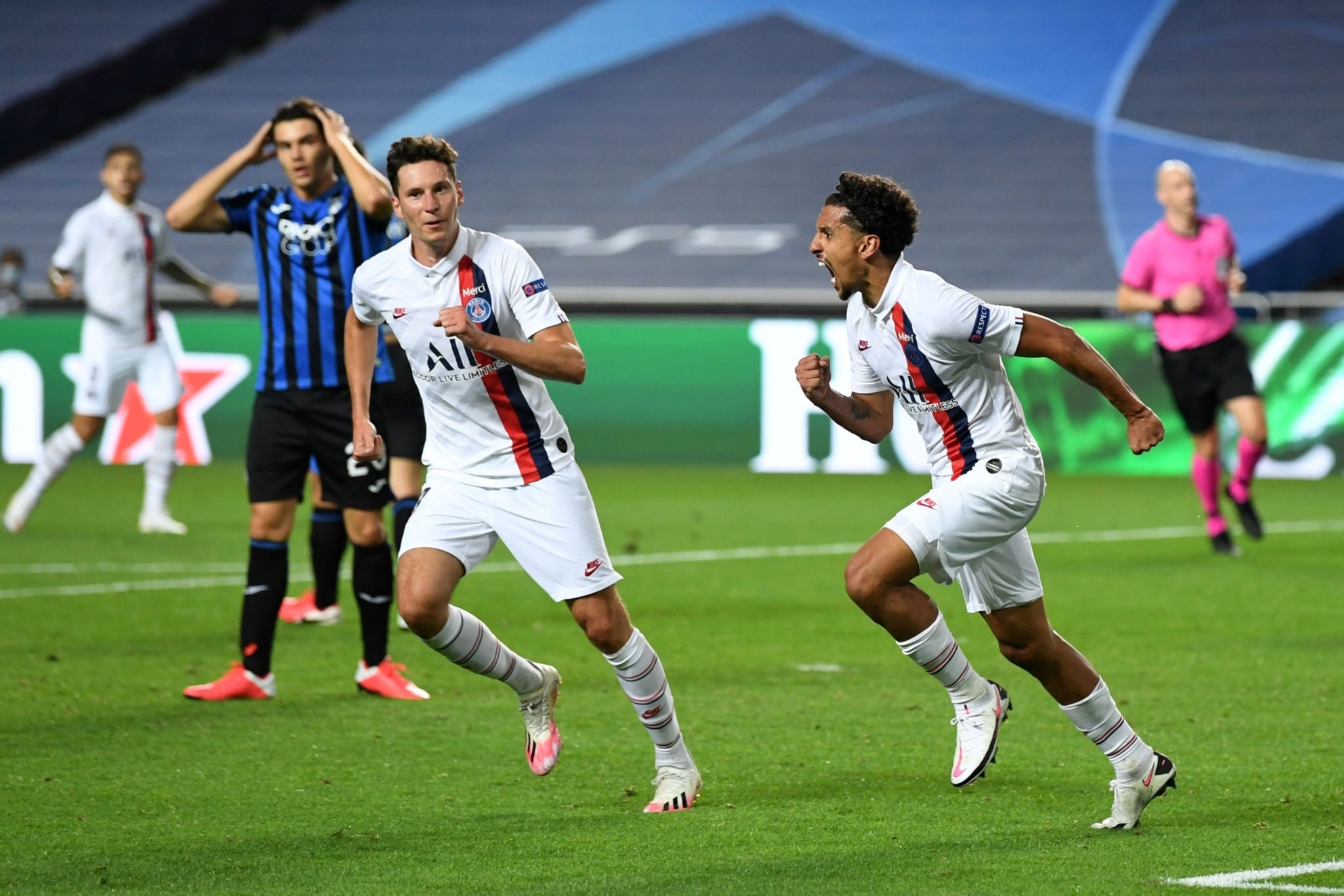 PSG destrozó el sueño de Atalanta con goles de Marquinhos y Choupo-Moting en los descuentos