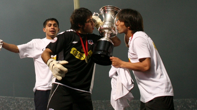 Daniel Morón: Claudio Bravo volverá a Colo Colo a rendir, no para darse un gusto