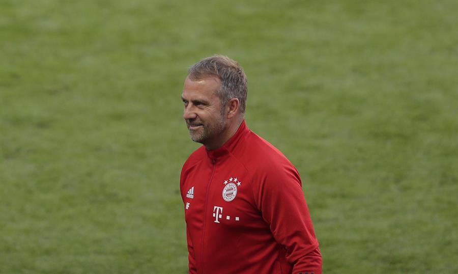 Hansi Flick: Jugamos contra Barcelona, no contra Messi