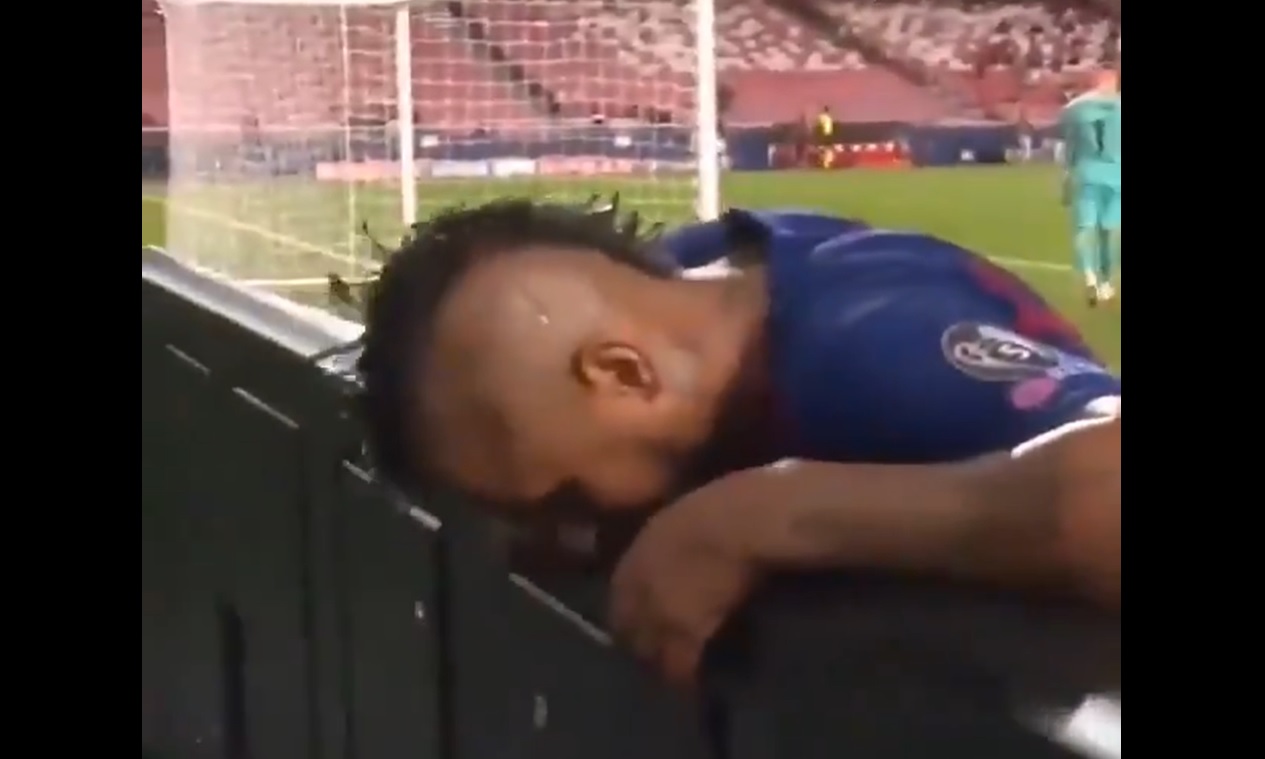 El sufrimiento de Arturo Vidal tras la sexta anotación de Bayern ante FC Barcelona