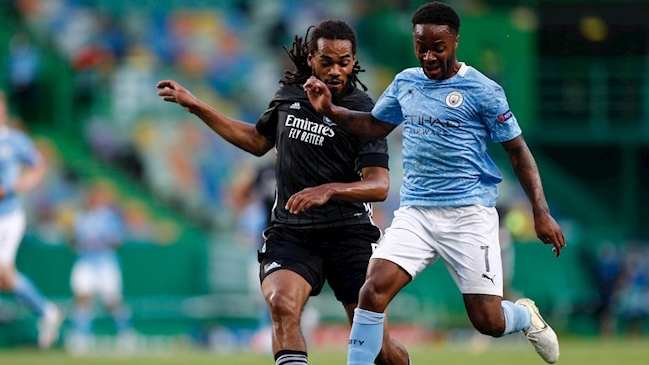 El increíble gol que se perdió Sterling debajo del arco para el City ante Lyon en la Champions