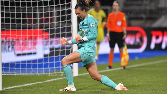 Una multitud despidió a Christiane Endler y a sus compañeras antes de enfrentar a Arsenal por la Champions
