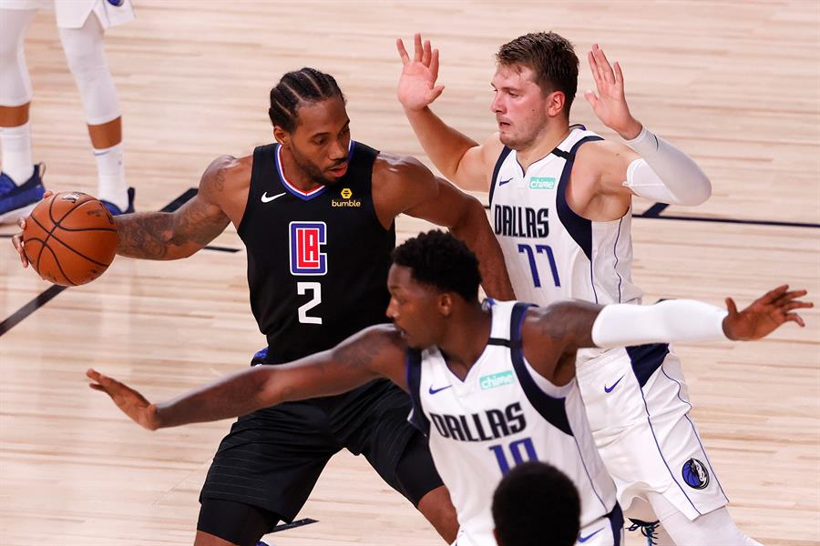 Los Clippers tomaron ventaja ante Mavericks en los play-offs de la NBA