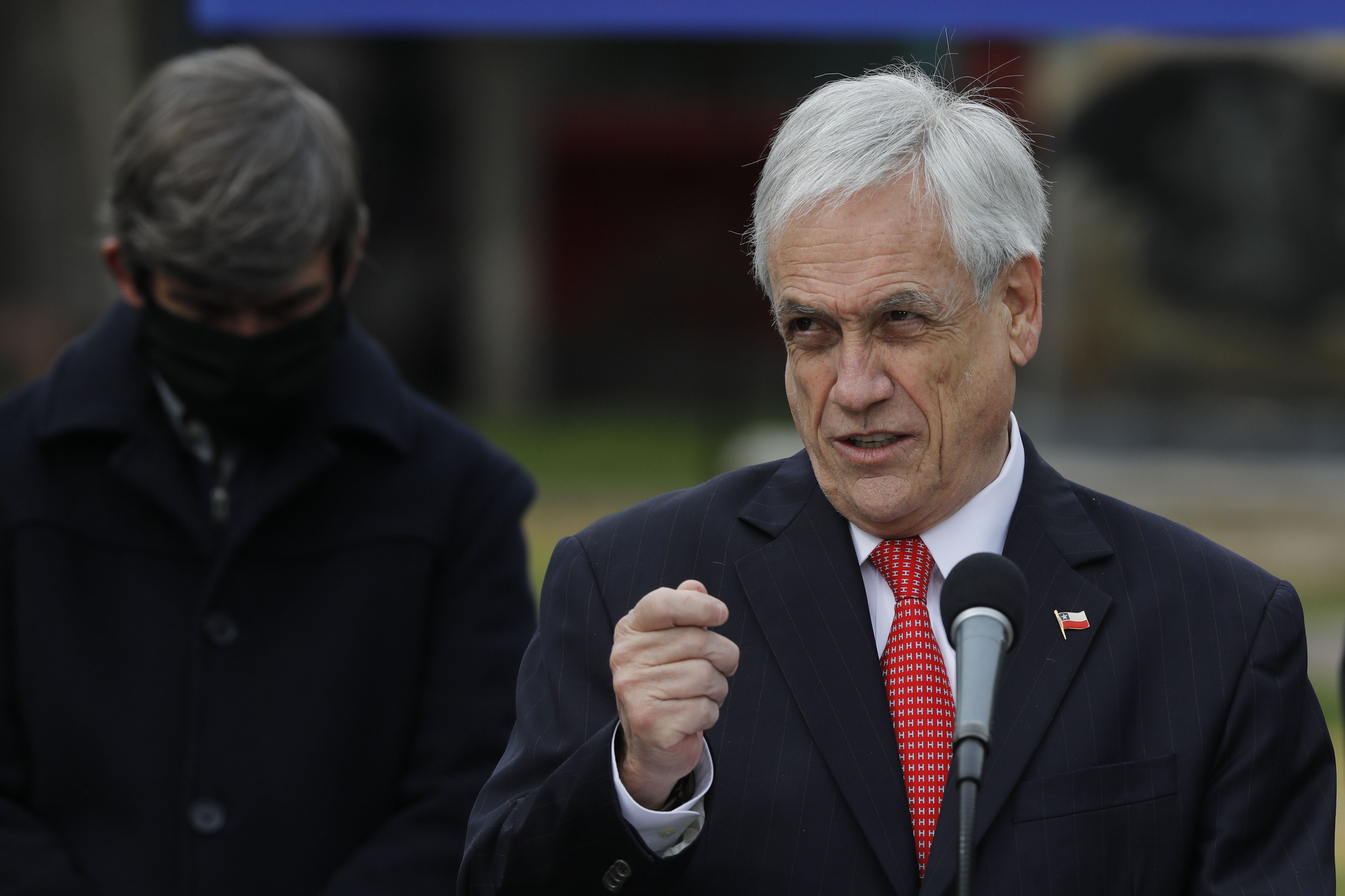 Presidente Piñera anunciará fecha de retorno a las canchas junto a capitanes del fútbol chileno