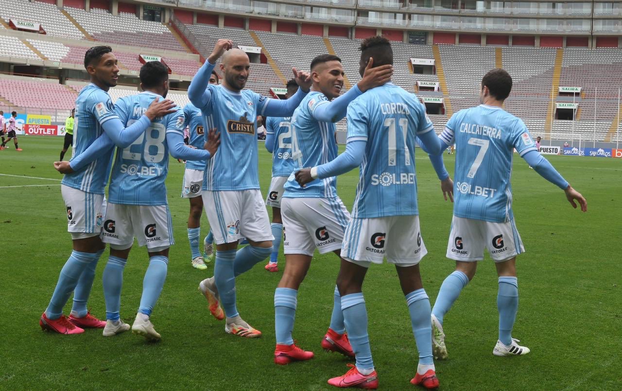 Sporting Cristal tuvo un feliz reestreno en el torneo peruano con goleada sobre Sport Boys