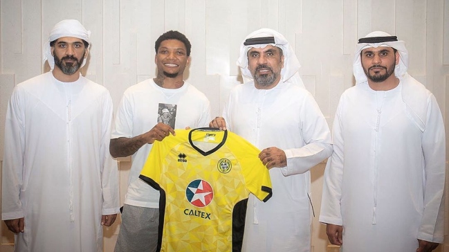 Junior Fernandes continuará su carrera en el fútbol emiratí