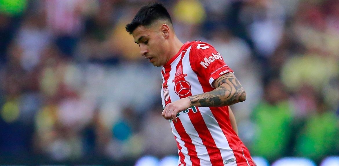 Claudio Baeza anotó un golazo para Necaxa ante Santos Laguna en la Liga MX