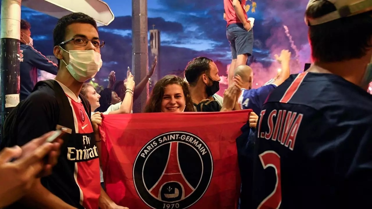 Policía anuló prohibición de llevar camisetas de PSG en Marsella por la final de Champions