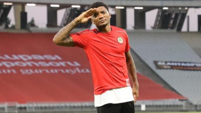 Junior Fernandes: Muchas gracias a toda la familia Alanyaspor por el apoyo, sinceridad y amor