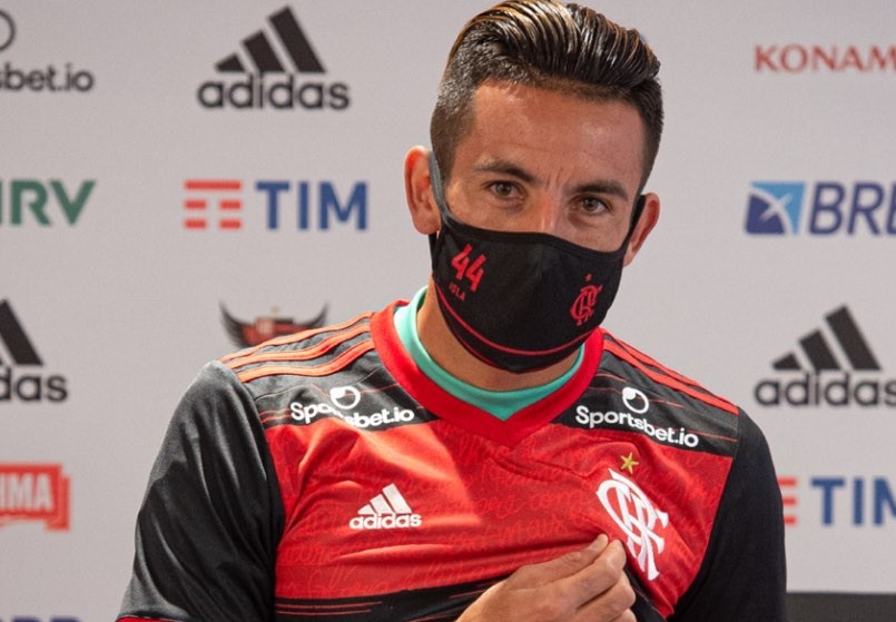 Mauricio Isla: “En Chile soy respetado, pero no al nivel de Alexis, Vidal o Bravo”